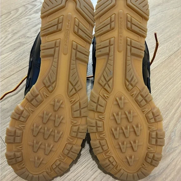 New Balance 574 H in mens size 12.
Cordura white/black - Picture 8 of 8